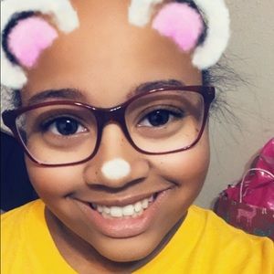 Meet your Posher, Celeste